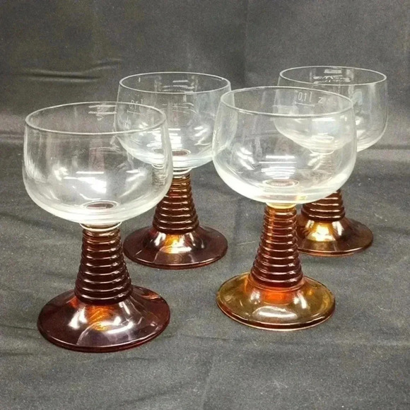 Mixed Lot Set of 4 Mid Century Modern Wine Glasses